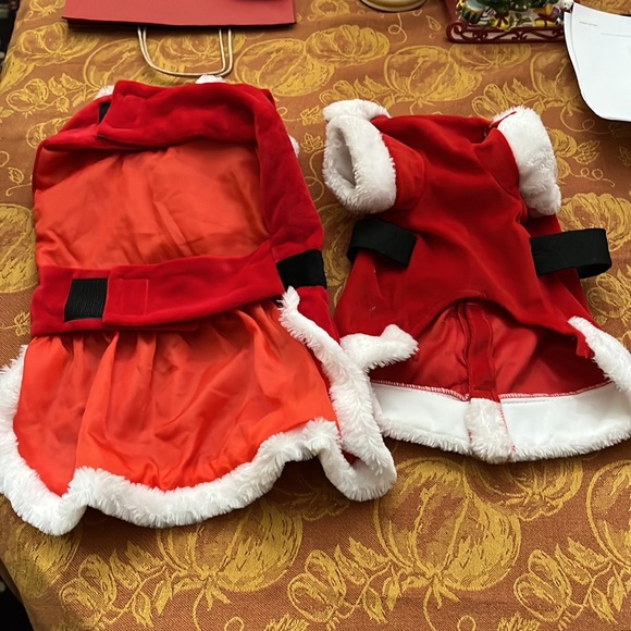 2for1 Santa and Ms.Claus dog outfits, size medium, medium/large - Picture 6 of 6